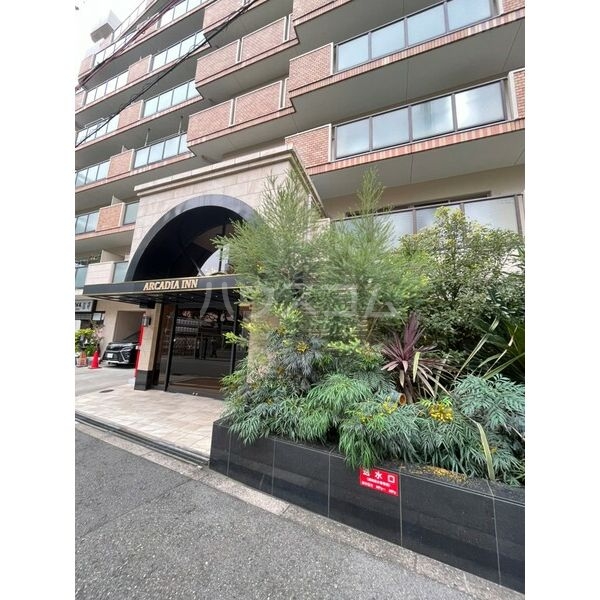 25/30 エントランス