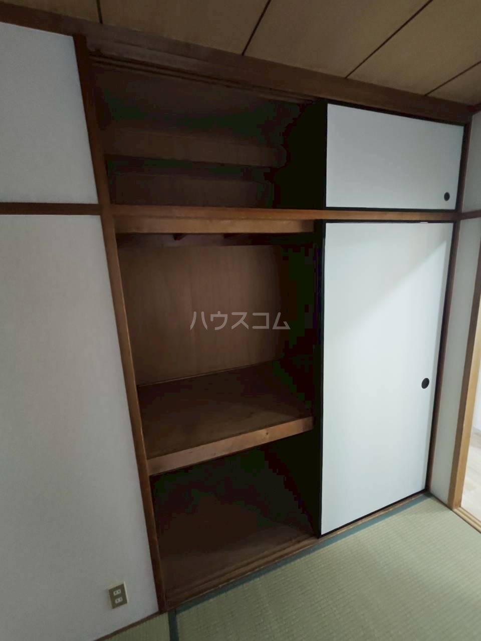 13/30 収納