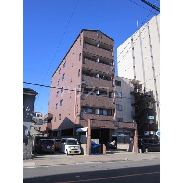 1/16 外観