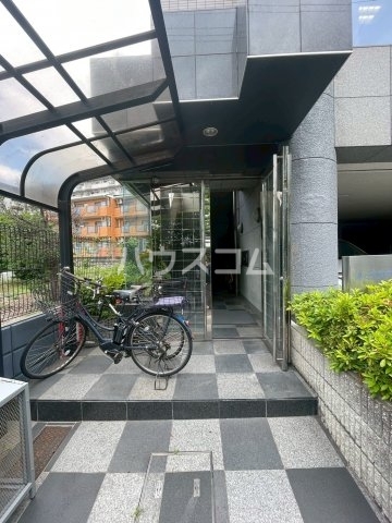 15/25 エントランス