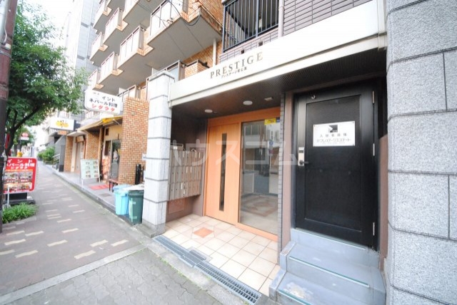 20/26 エントランス