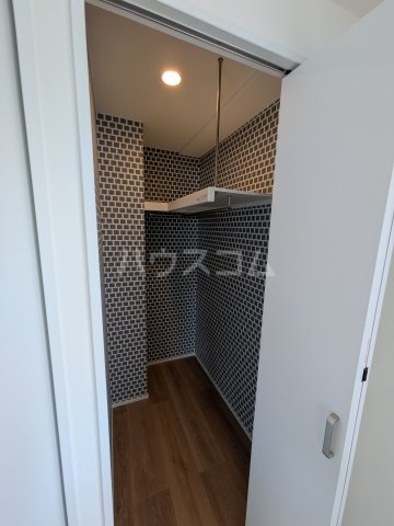 13/30 収納