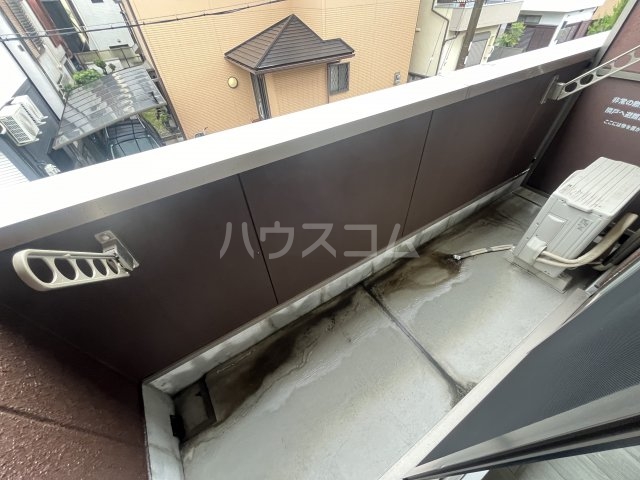 15/22 バルコニー