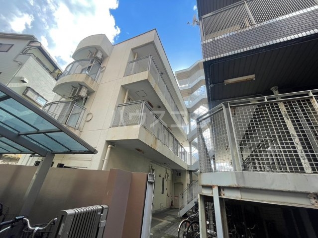 2/30 外観