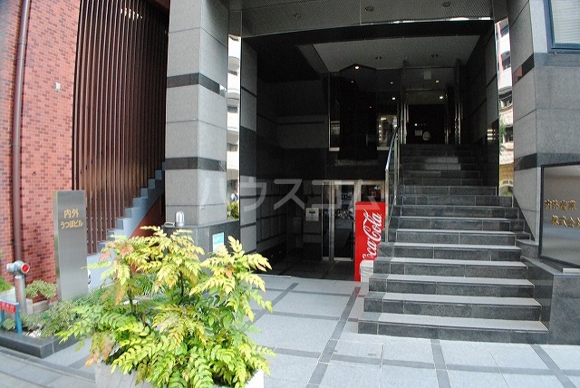 14/20 エントランス