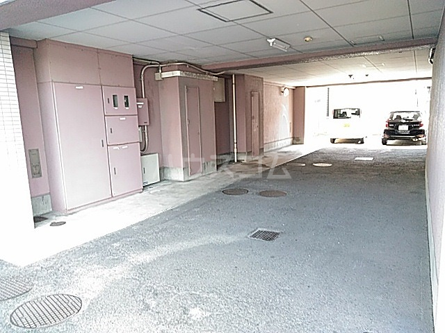2/6 駐車場