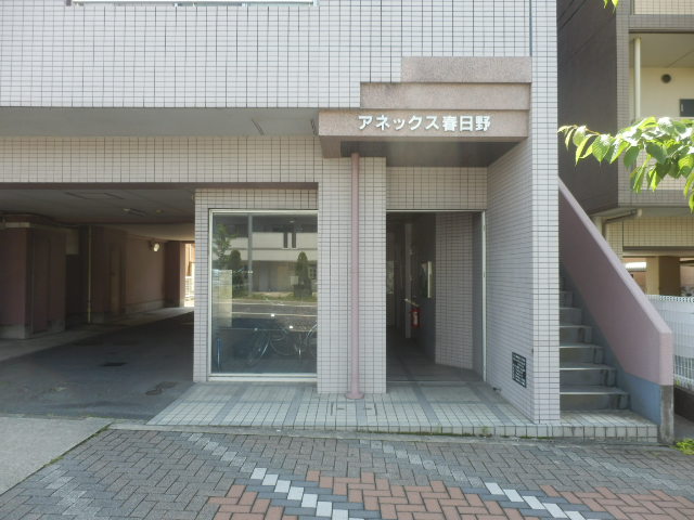 20/26 エントランス