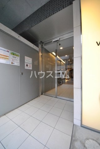 2/3 エントランス