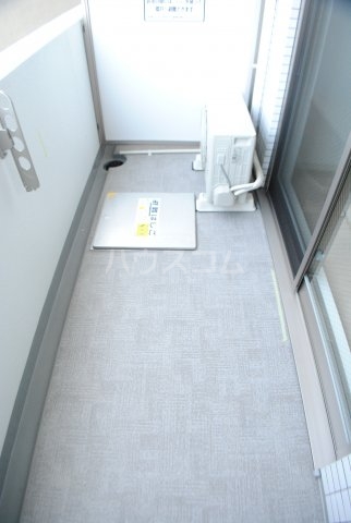 17/27 バルコニー