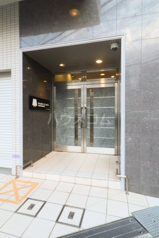 25/30 エントランス