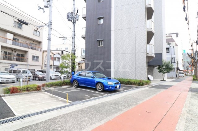 25/30 駐車場