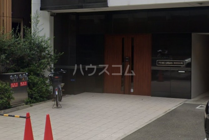 19/28 エントランス