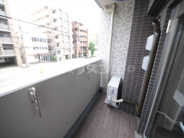 17/27 バルコニー