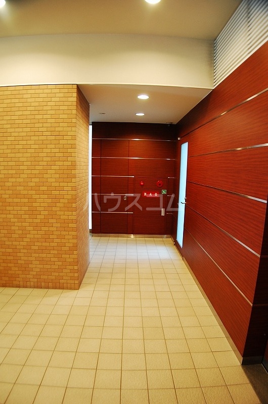 14/24 エントランス