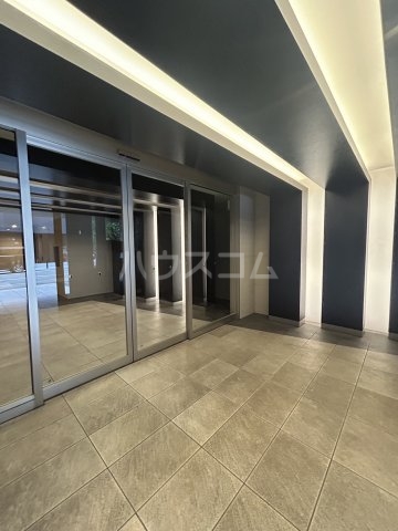 16/26 エントランス
