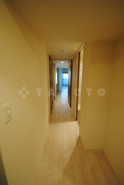 22/30 エントランス