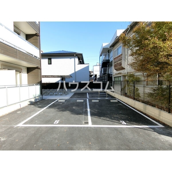14/24 駐車場