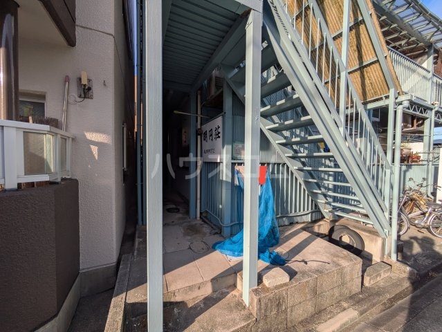 15/21 エントランス