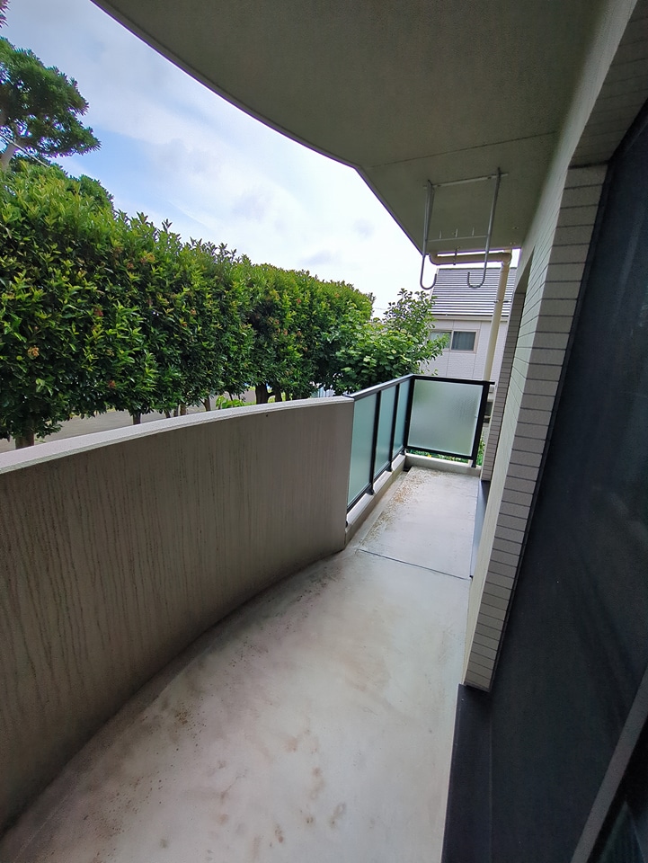 13/22 バルコニー