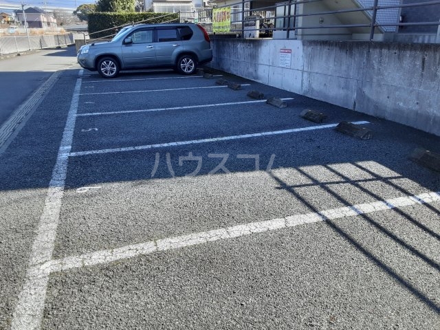 20/26 駐車場