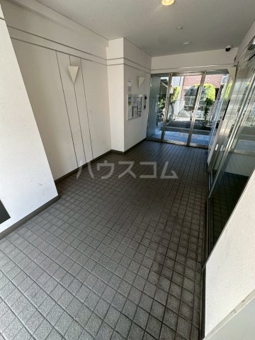15/20 エントランス