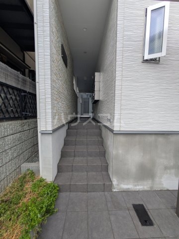 2/5 エントランス