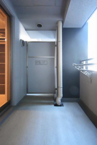 19/30 バルコニー