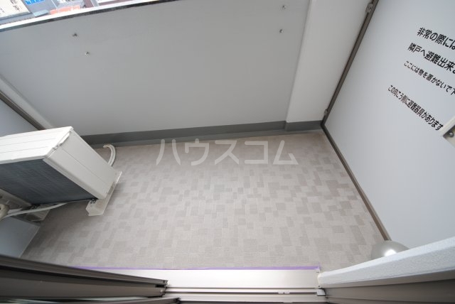 17/26 バルコニー