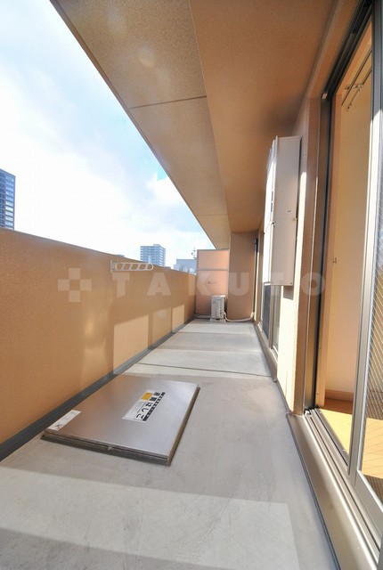 23/30 バルコニー