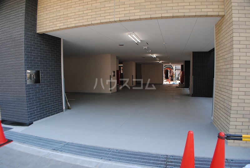 14/21 駐車場