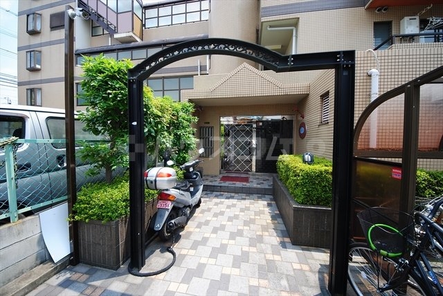 15/24 エントランス