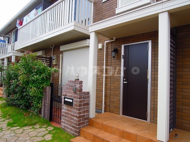 13/23 エントランス