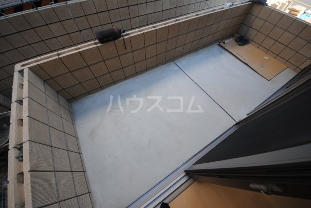 18/22 バルコニー