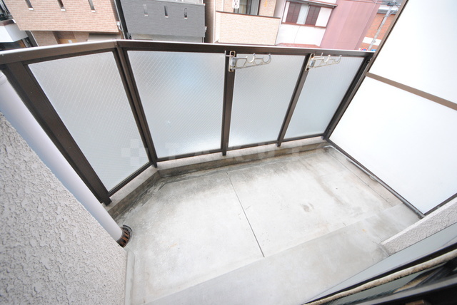 17/28 バルコニー