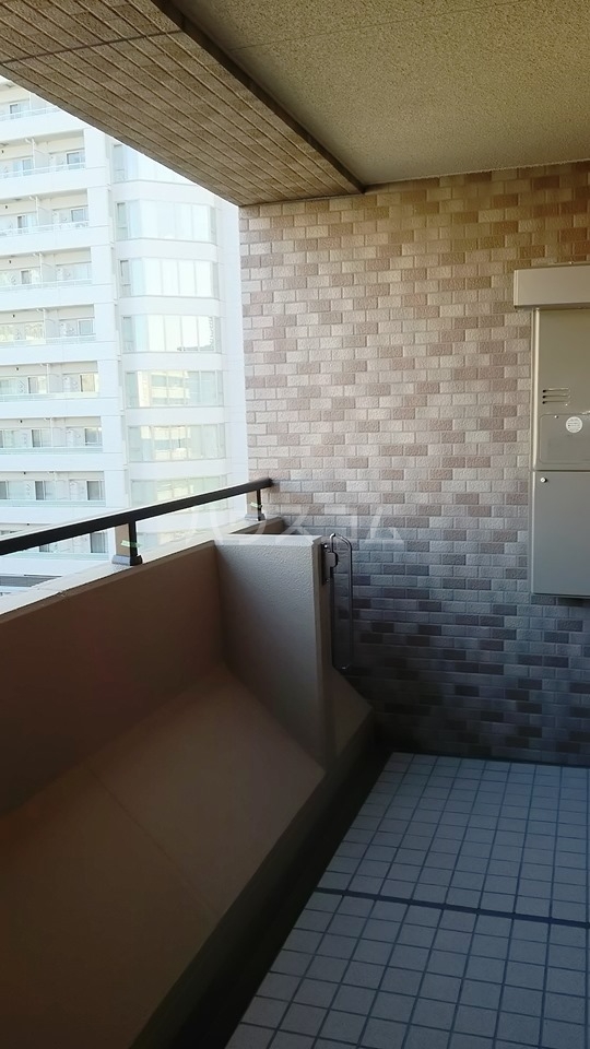 14/27 バルコニー