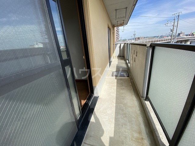 15/28 バルコニー