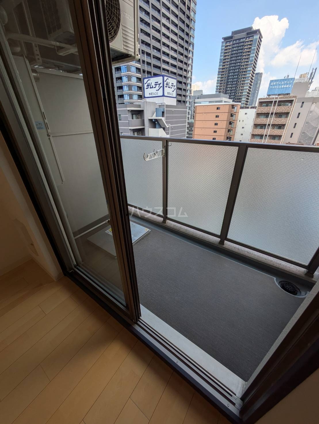 18/26 バルコニー