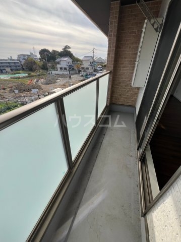 26/30 バルコニー