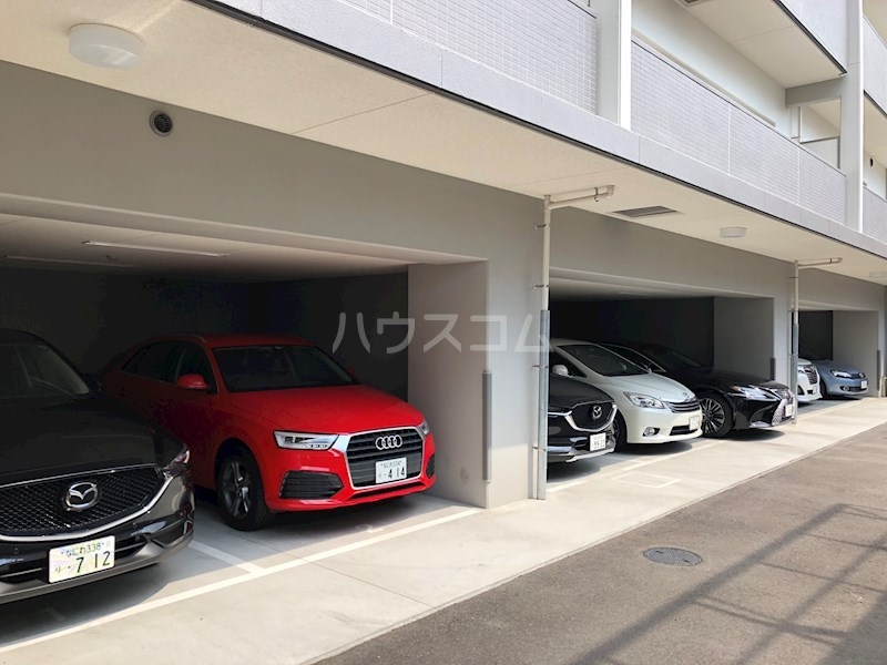 17/26 駐車場