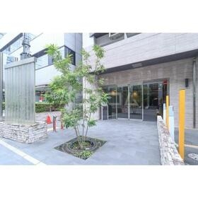 22/30 エントランス