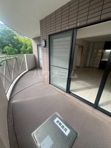 19/30 バルコニー