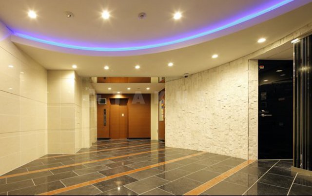 17/25 エントランス