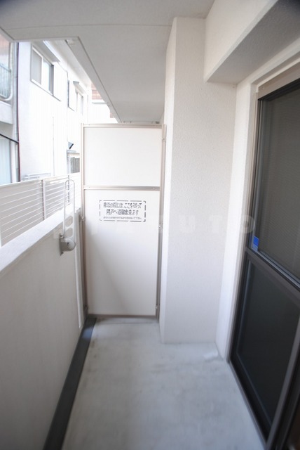 19/30 バルコニー