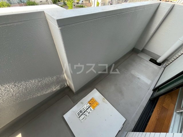 19/30 バルコニー