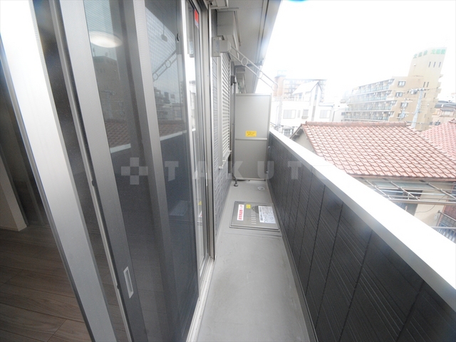 21/30 バルコニー