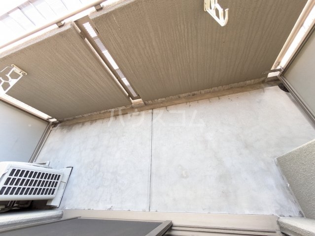 14/28 バルコニー