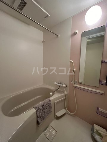 13/30 浴室