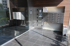 15/25 エントランス