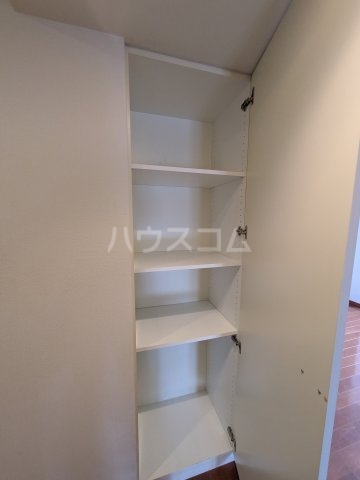 13/30 収納
