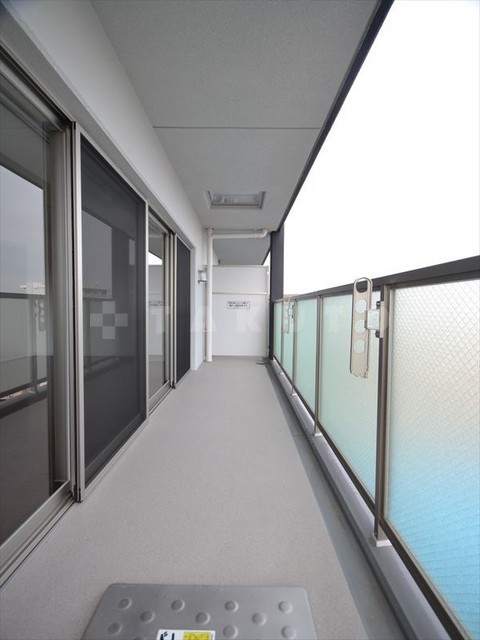 25/30 バルコニー